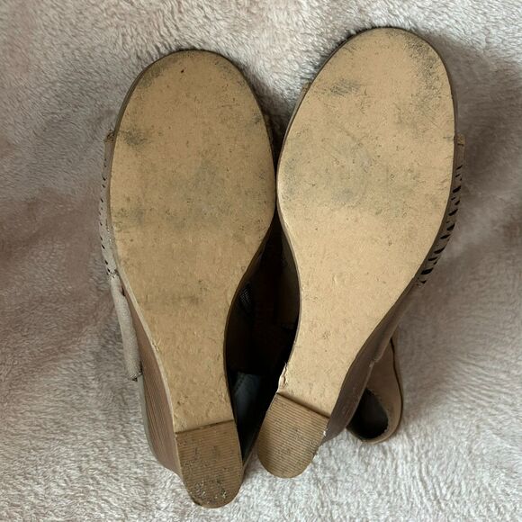 Steve Madden Women's Winny Wedge Sandal, Grey Nubuck, 8.5 M US - Picture 9 of 12